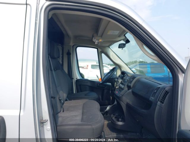 3C6TRVAG0JE110378 RAM Promaster 1500 Low Roof 136 Wb
