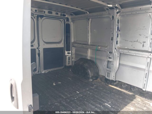 3C6TRVAG0JE110378 RAM Promaster 1500 Low Roof 136 Wb