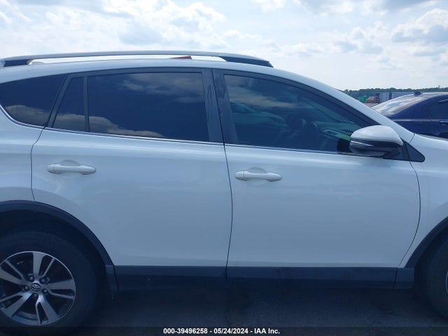Toyota Rav4 Xle 2017 JTMWFREV2HJ114380 Image 14