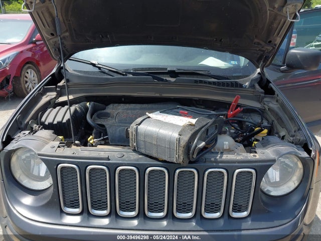 ZACCJBABXJPJ22427 Jeep Renegade Sport 4x4