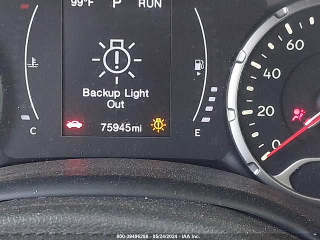 ZACCJBABXJPJ22427 Jeep Renegade Sport 4x4