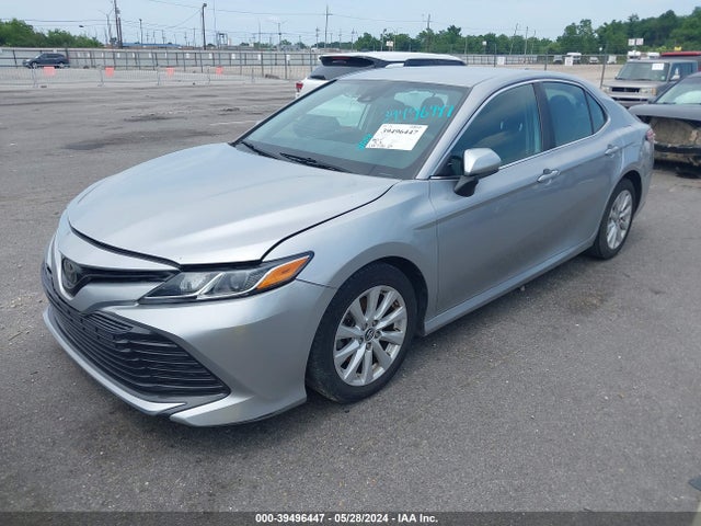 Toyota CAMRY LE 2019 4T1B11HK9KU685835 Image 2