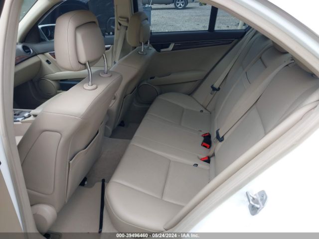 WDDGF8AB8ER321370 Mercedes-Benz C 300 Luxury 4matic/sport 4matic