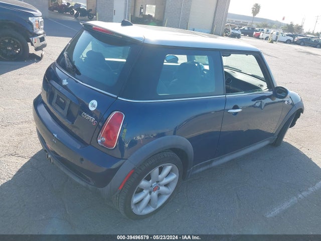 2006 MINI COOPER S WMWRE33536TJ39738 Photo 3