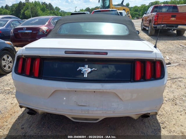 Ford Mustang V6 2017 1FATP8EM3H5322123 Image 16