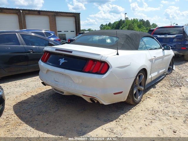 Ford Mustang V6 2017 1FATP8EM3H5322123 Image 4