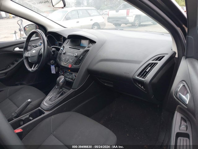 Ford FOCUS SE 2017 1FADP3FE4HL299977 Image 5