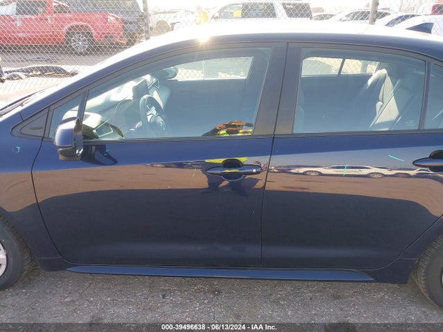 Toyota COROLLA LE 2022 5YFEPMAE3NP363330 Image 14