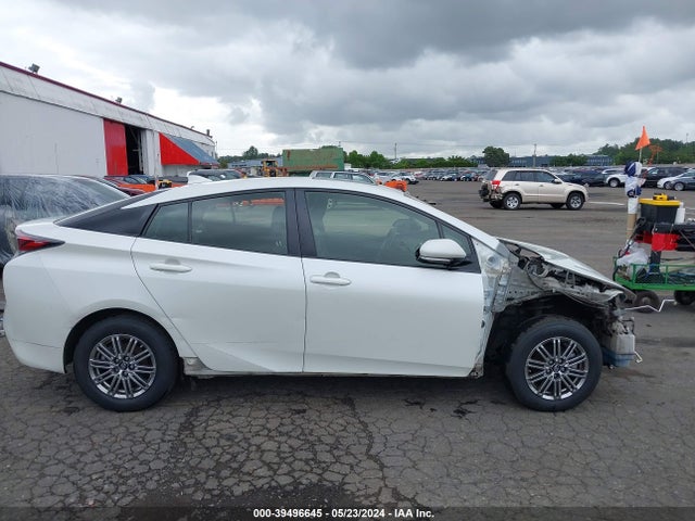 Toyota Prius Three 2017 JTDKARFU1H3530296 Image 14