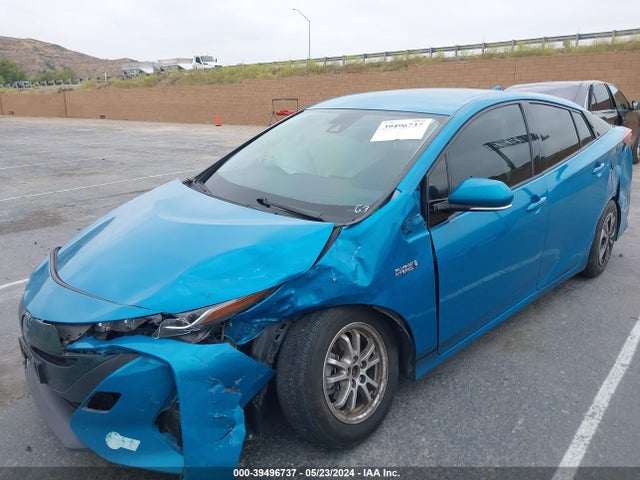 Toyota Prius Prime Premium 2017 JTDKARFP5H3016591 Image 2