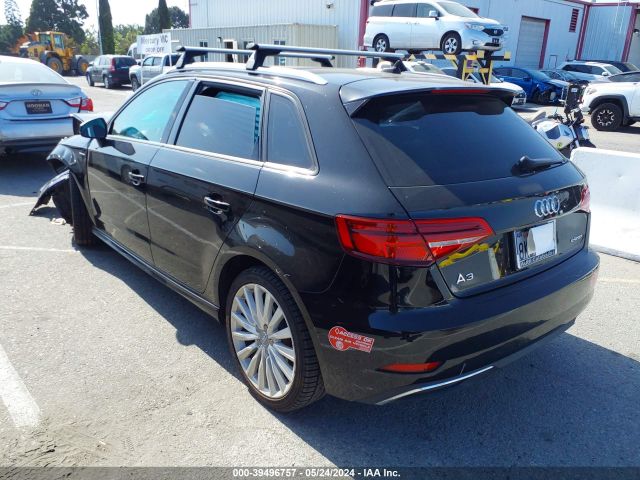 WAUUPBFF5HA147941 Audi A3 E-tron 1.4t Premium