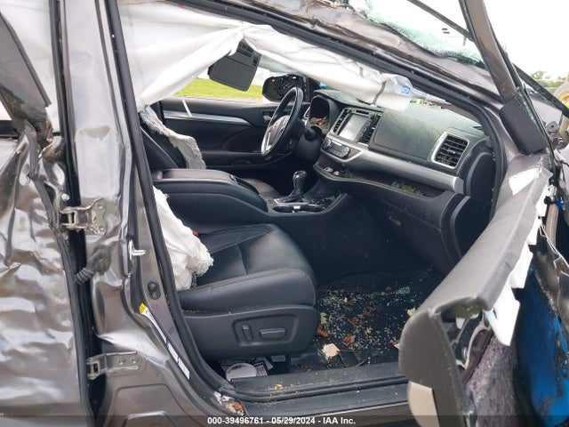 Toyota Highlander Xle 2018 5TDJZRFH0JS888176 Image 5