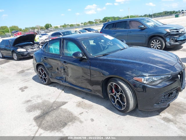 Alfa Romeo Giulia Competizione Rwd 2024 ZARFAMBN2R7680677 zdjęcie główne
