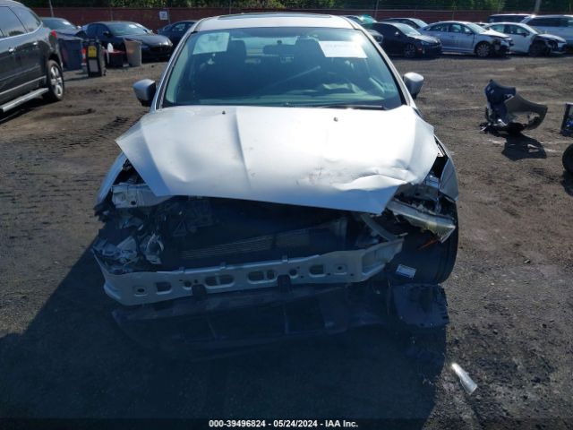 1FADP3H23HL330560 Ford FOCUS SEL