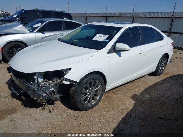 Toyota CAMRY XLE 2015 4T1BF1FK8FU975042 Image 2
