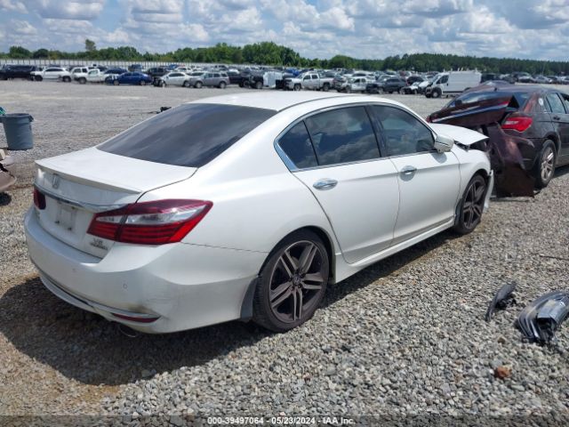 1HGCR3F9XHA030575 Honda Accord Touring V6