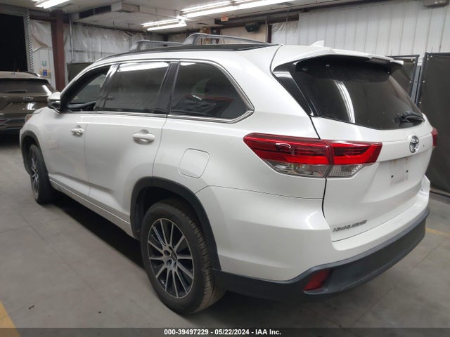 Toyota Highlander Se 2018 5TDKZRFHXJS538610 Image 3