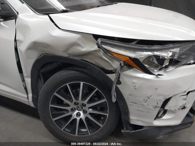 Toyota Highlander Se 2018 5TDKZRFHXJS538610 Image 6