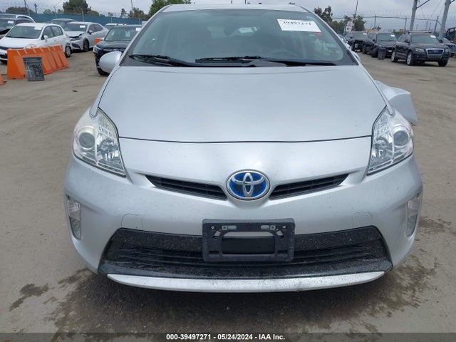 Toyota Prius Three 2015 JTDKN3DU9F1967024 Image 12