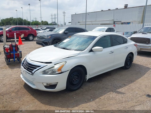 Nissan Altima 2.5 S 2015 1N4AL3AP2FN865157 Image 2