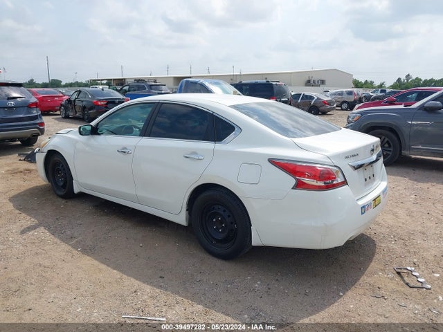 Nissan Altima 2.5 S 2015 1N4AL3AP2FN865157 Image 3