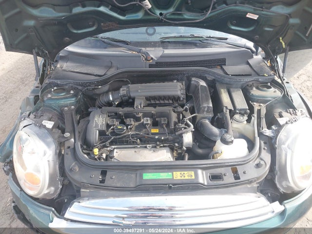 2008 MINI COOPER CLUBMAN WMWML33568TJ46895 Photo 9