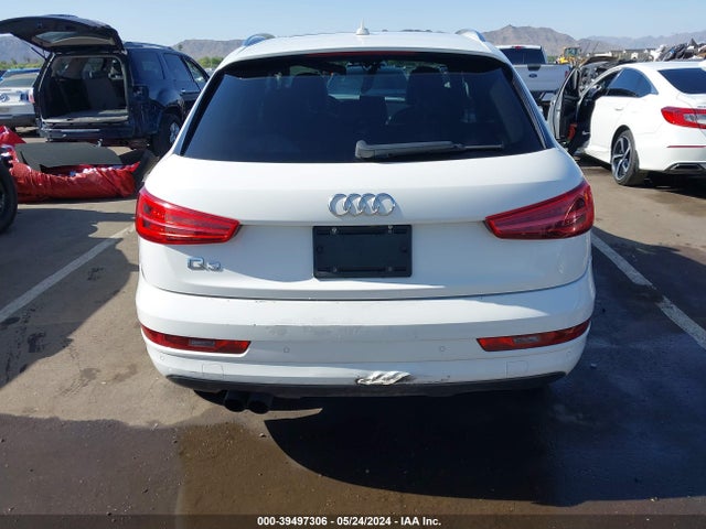WA1BCCFSXJR028941 Audi Q3 2.0t Premium/2.0t Sport Premium