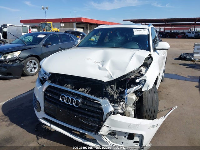 WA1BCCFSXJR028941 Audi Q3 2.0t Premium/2.0t Sport Premium