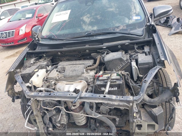 Toyota Rav4 Xle 2018 2T3WFREV8JW425495 Image 10