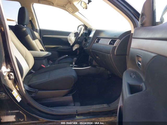 JA4AD3A37JJ004149 Mitsubishi Outlander