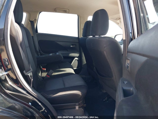 JA4AD3A37JJ004149 Mitsubishi Outlander