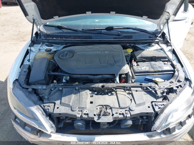 1C3CCCAG8FN516530 Chrysler 200 Limited