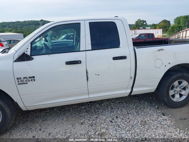 1C6RR6FGXLS121638 RAM 1500 Classic Tradesman Quad Cab 4x2 6'4 Box