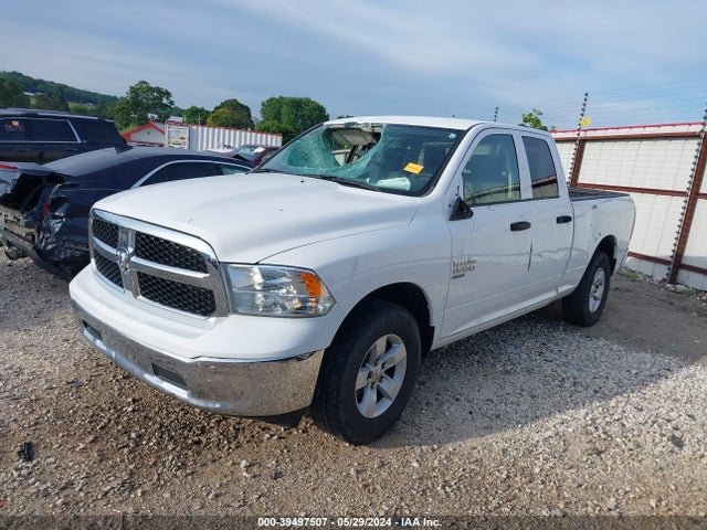 1C6RR6FGXLS121638 RAM 1500 Classic Tradesman Quad Cab 4x2 6'4 Box