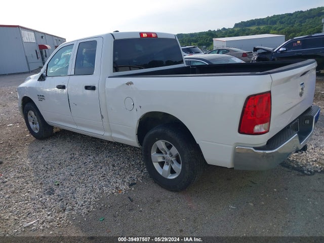 1C6RR6FGXLS121638 RAM 1500 Classic Tradesman Quad Cab 4x2 6'4 Box
