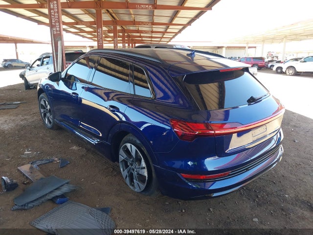 WA1AAAGE6MB024056 Audi E-tron Premium Quattro