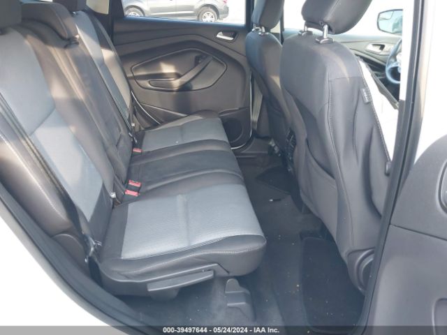 1FMCU0GD5JUC33422 Ford ESCAPE SE