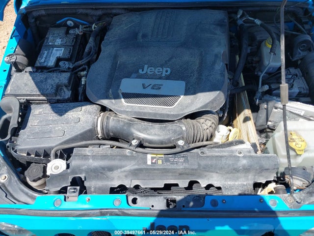 1C4BJWDG1HL704914 Jeep Wrangler Unlimited Sport 4x4