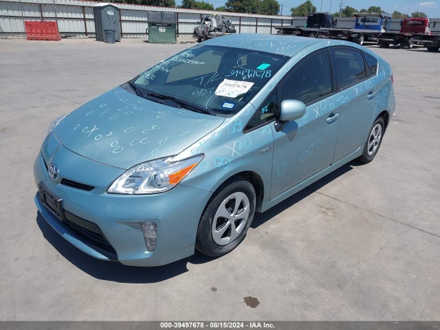 Toyota Prius Two 2015 JTDKN3DU8F1984364 Image 2