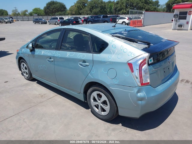 Toyota Prius Two 2015 JTDKN3DU8F1984364 Image 3