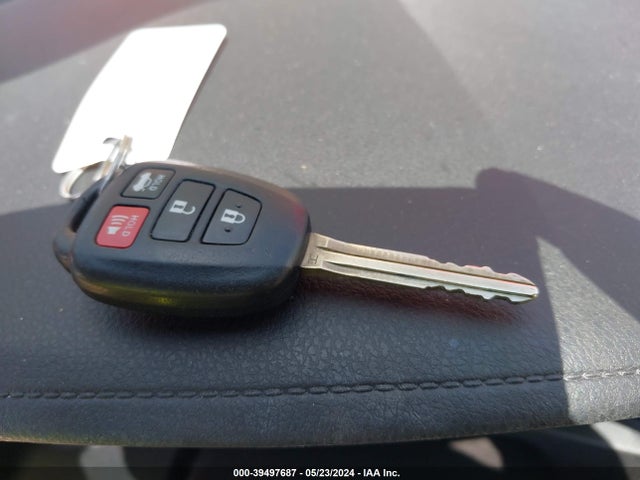 Toyota COROLLA LE 2019 2T1BURHE8KC176482 Image 11