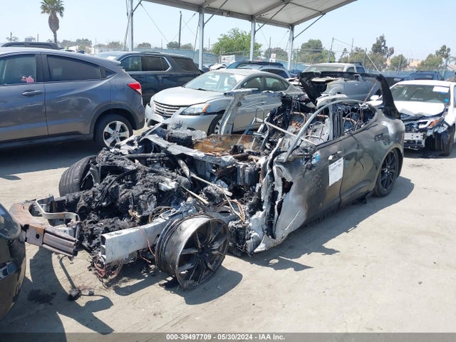 2016 TESLA MODEL S 5YJSA1E43GF132477 Photo 1