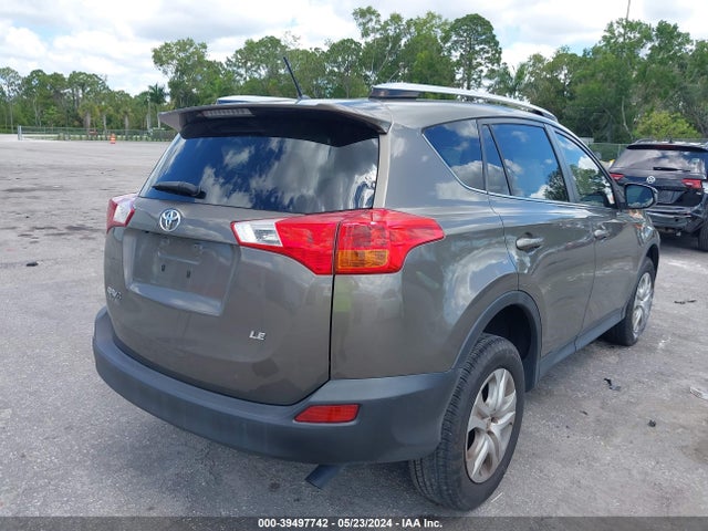 Toyota RAV4 LE 2015 JTMZFREV9FD077434 Image 4