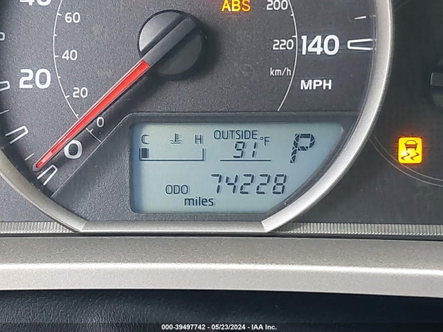Toyota RAV4 LE 2015 JTMZFREV9FD077434 Image 7