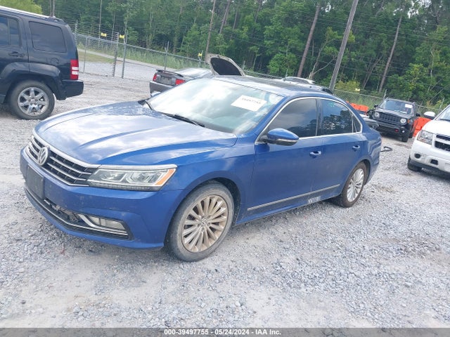 1VWBT7A35GC043787 Volkswagen Passat 1.8t Se