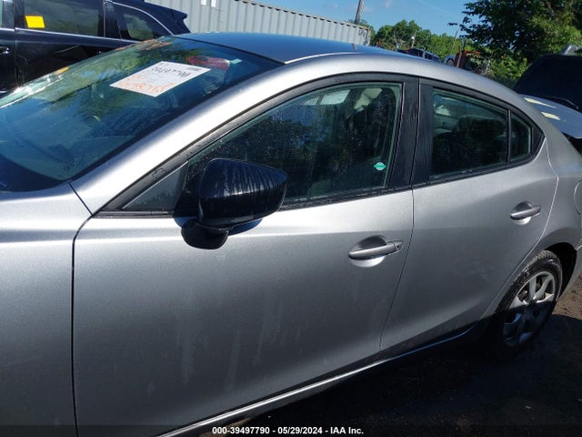 Mazda Mazda3 I Sv 2015 JM1BM1T79F1239979 Image 14