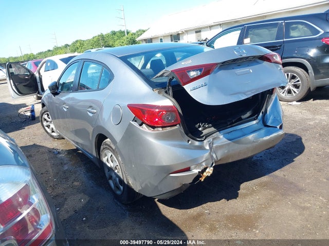 Mazda Mazda3 I Sv 2015 JM1BM1T79F1239979 Image 3