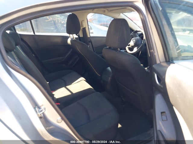 Mazda Mazda3 I Sv 2015 JM1BM1T79F1239979 Image 8