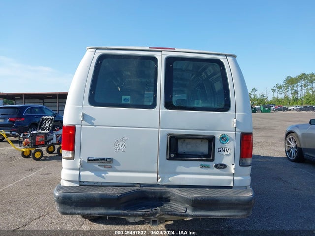 Ford E-250 Commercial 2014 1FTNE2EL6EDA92494 Image 16