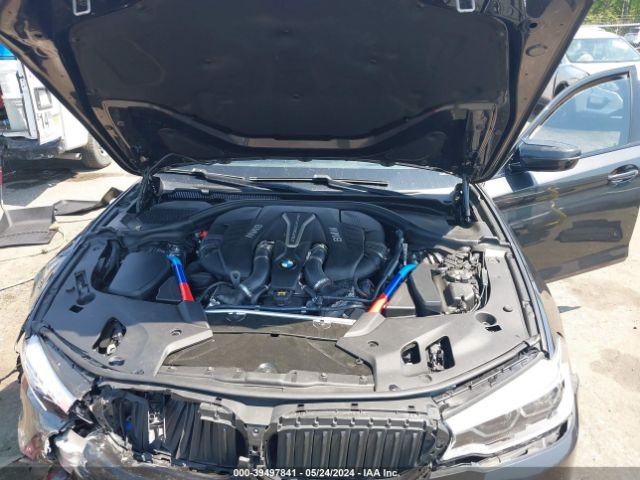WBAJB9C51JG463880 BMW M550i Xdrive